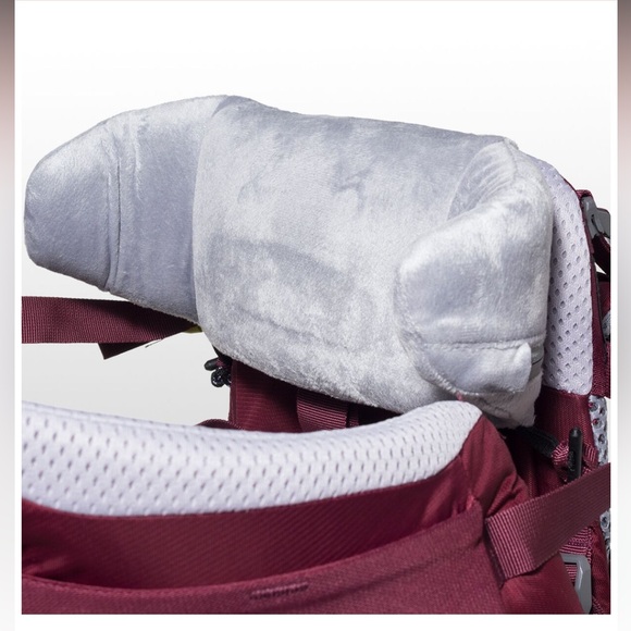 Deuter Kid Comfort Child Carrier in Maroon NWOT - Picture 2 of 10